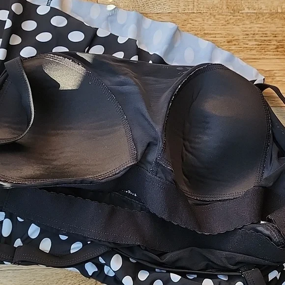 (1X) Black and White Polka Dot Tankini Top Classic Flirty Ruffled Fun Vacation - Picture 7 of 10